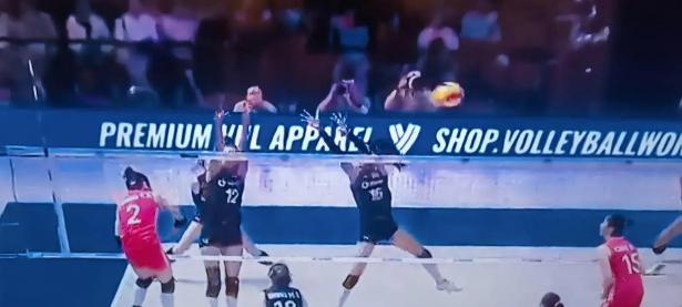 爱游戏官网入口-足球比赛中中国队进攻火力全开，主宰全场的简单介绍