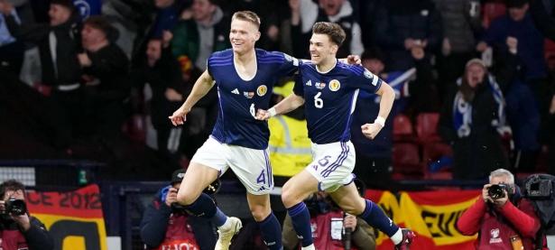 爱游戏官方登录入口-芬兰战胜希腊，暂居小组第三的简单介绍