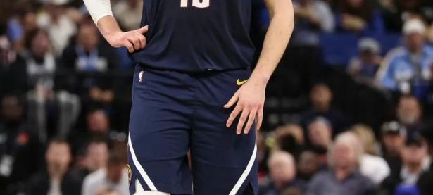 爱游戏网页版登录入口-灰熊力克森林狼，戈贝尔独揽20个篮板