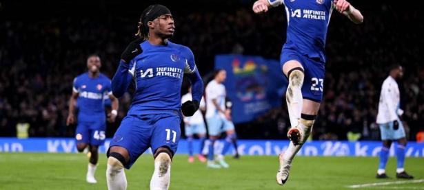 爱游戏在线-本赛季足球比赛中出现了多处悬念