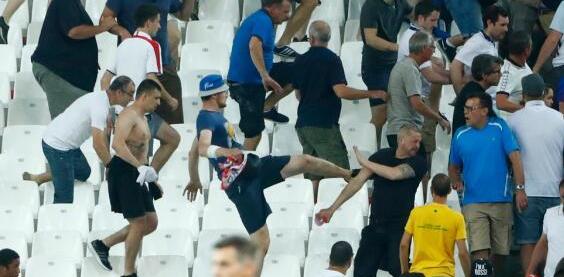 爱游戏在线登录-英格兰一战成名！阿什福德帽子戏法领先的简单介绍