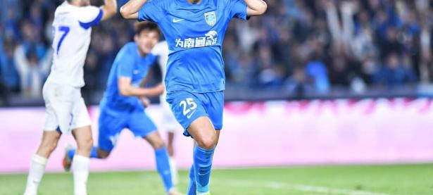 爱游戏体育直播-关于江苏舜天客场战胜天津天海，取得两连胜的信息
