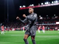 爱游戏体育地址-法国足球联赛球员实力脱颖而出，成为焦点