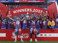 爱游戏官网-曼城中场展现出色表现取得胜利