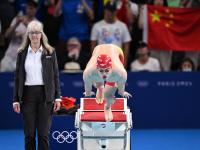 爱游戏登录入口-包含中国游泳选手夺得金牌，刷新个人最佳记录的词条