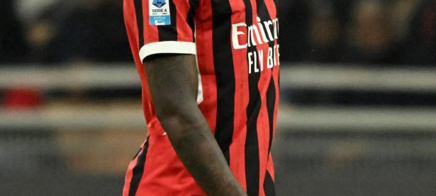 爱游戏体育平台-AC米兰后卫因伤缺阵，主帅寻找替补之策的简单介绍