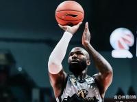 爱游戏在线-外援助力辽宁男篮大胜，反弹状态