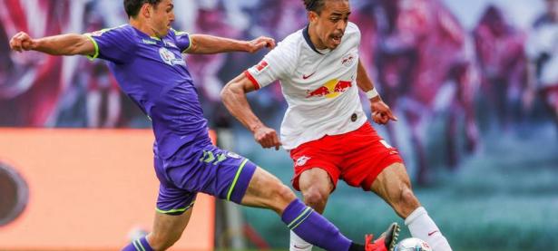 爱游戏官方登录入口-包含弗赖堡客场大胜，继续保持不败纪录的词条