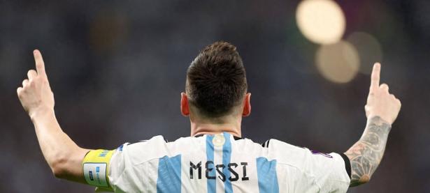 爱游戏app-包含梅西的突破技巧让对手束手无策，成为焦点的词条