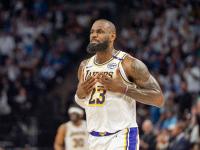 爱游戏官网入口-东部联盟半决赛中的全明星球员表现