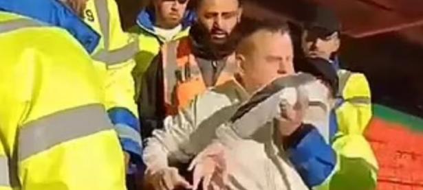 爱游戏亚洲官网-球迷们期待看到最激烈的对抗(球迷们期待看到最激烈的对抗赛英文)