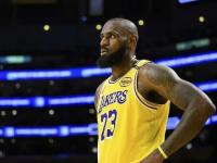 爱游戏登录-詹姆斯横空出世：瑞典主场击溃捷克，晋级淘汰赛的简单介绍