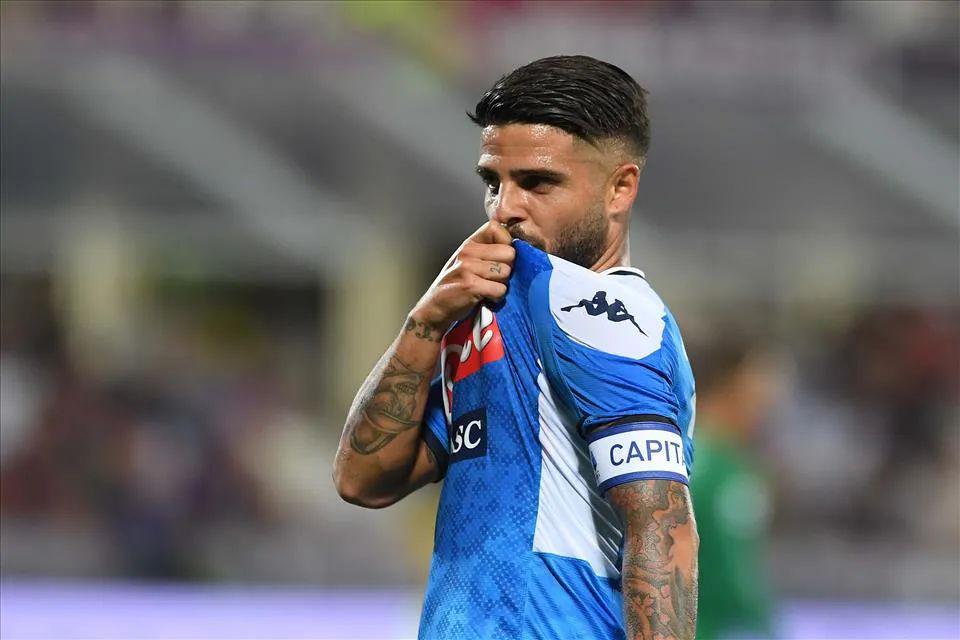 那不勒斯告捷巴里,因西涅科梅开二度的简单介绍 那不勒斯告捷巴里,因西涅科梅开二度的简单介绍