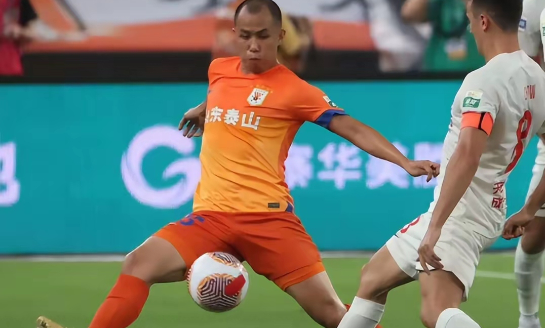 俄超巨星正式加盟中超篮球联赛，球迷雀跃的简单介绍