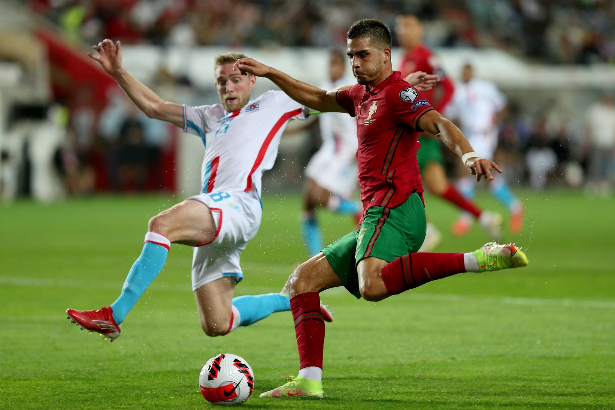 瑞典队在欧洲杯预赛中表现抢眼，积分榜立于不败的简单介绍