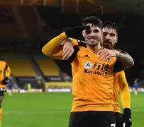 包含狼队不堪一击遭逆转，诸神黯然失色的词条