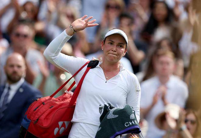 纷乱事件发生在赛场上，谁将处于绝对优势？