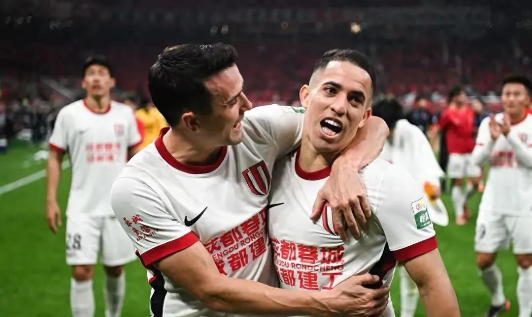 夺得胜利,球队风生水起,屡战屡胜的简单介绍 夺得胜利,球队风生水起,屡战屡胜的简单介绍