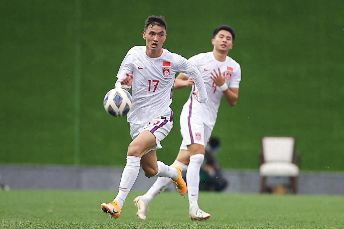 精英集结！亚洲球队积极备战新赛季