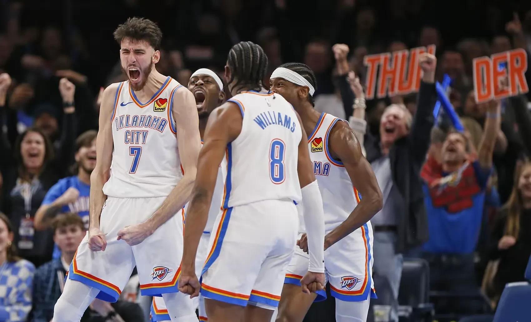 比赛进入白热化,各队积分争夺激烈的简单介绍 比赛进入白热化,各队积分争夺激烈的简单介绍