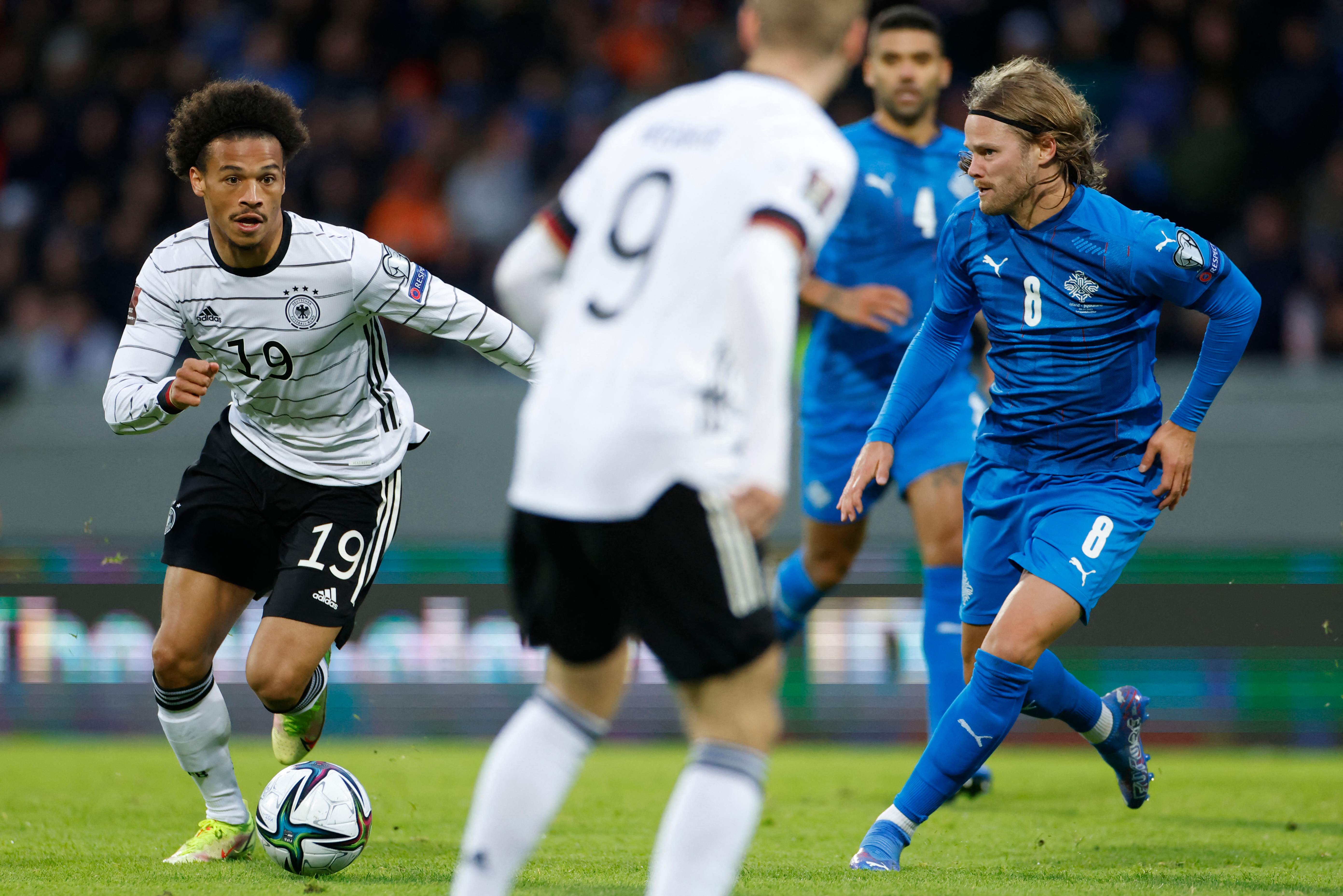 德国队遭遇失利波兰队取得胜利