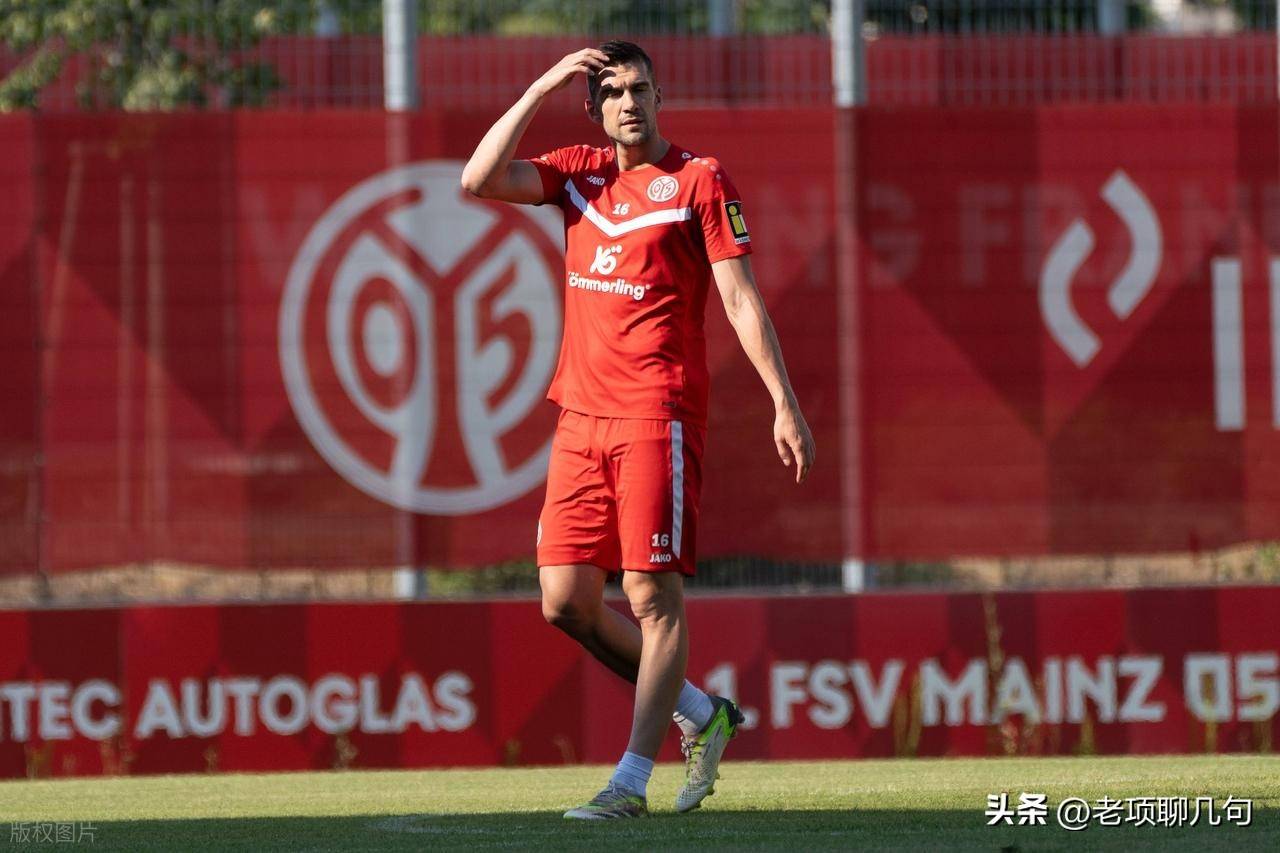 美因茨遭遇惨败,难挽回局面 美因茨遭遇惨败,难挽回局面