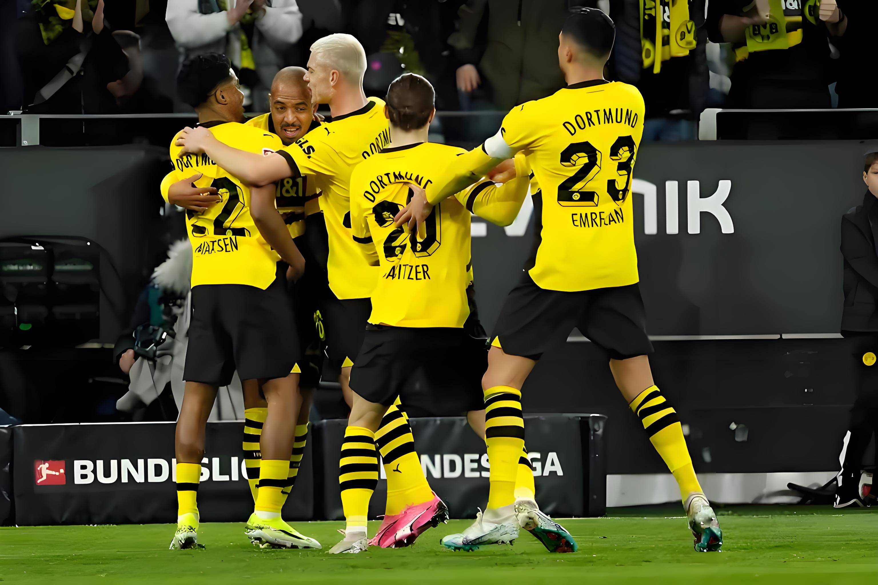 多特蒙德主场力克巴黎,成功击败对手! 多特蒙德主场力克巴黎,成功击败对手!