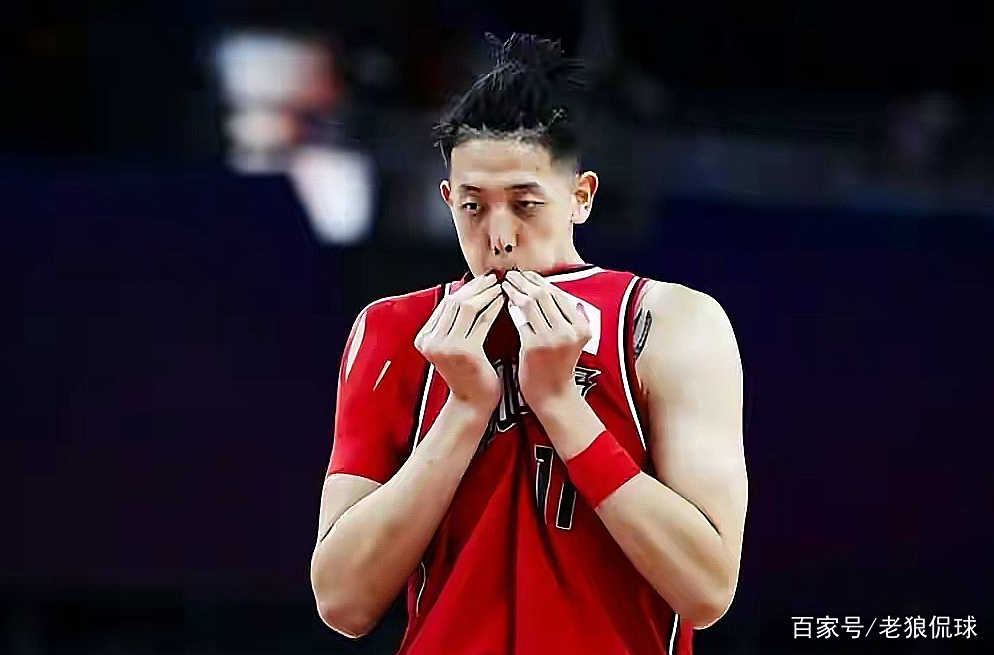 关于深圳队在关键时刻积极反击，终取胜利的信息