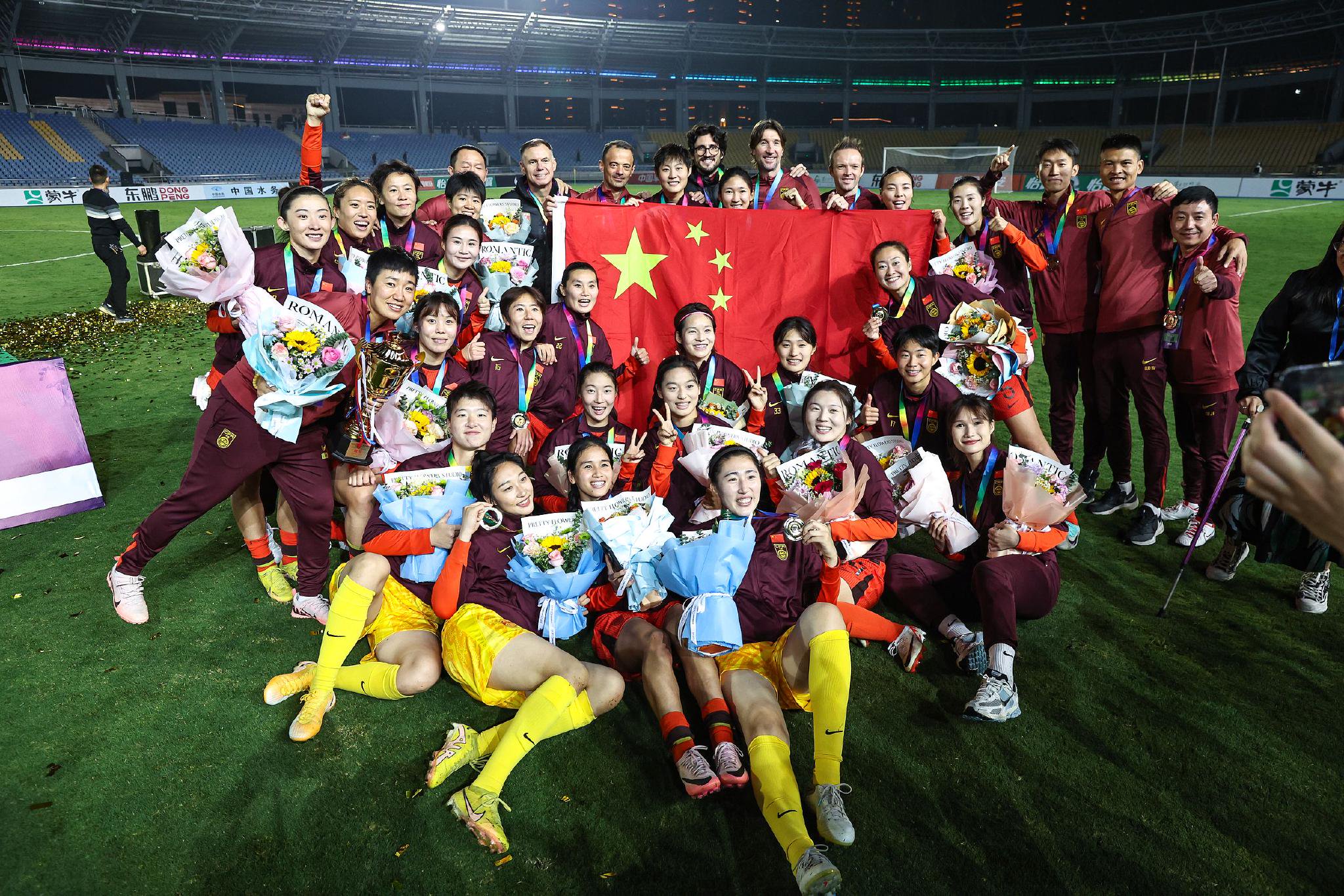 中国女足再次展现实力,晋级半决赛 中国女足再次展现实力,晋级半决赛