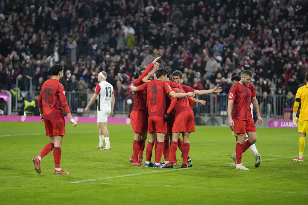 包含显示控卫技术，法兰克福积极备战下一场比赛的词条