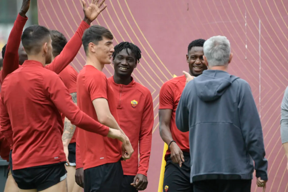 关于佛罗伦萨教练发布备战计划，球队备战状态佳的信息