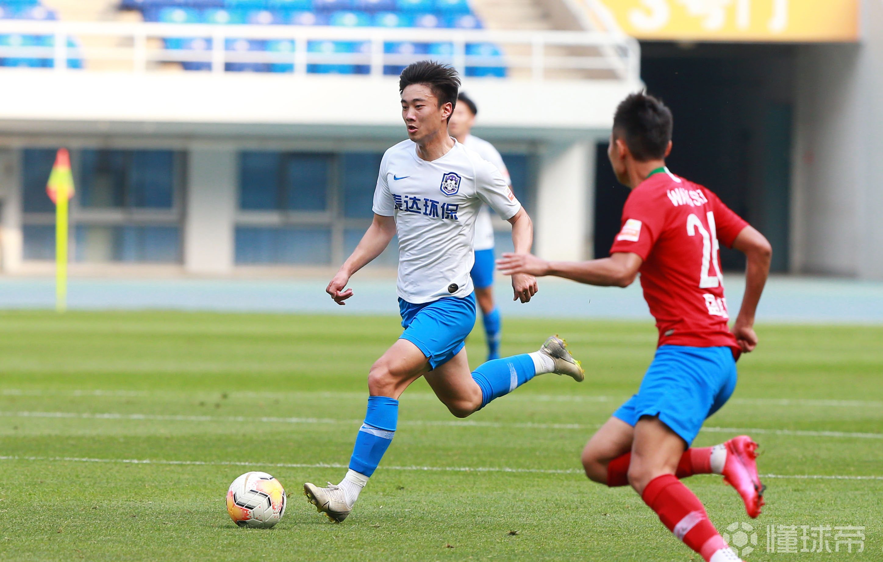 热血对决：泰达对阵建业争夺胜利将在今晚展开！的简单介绍