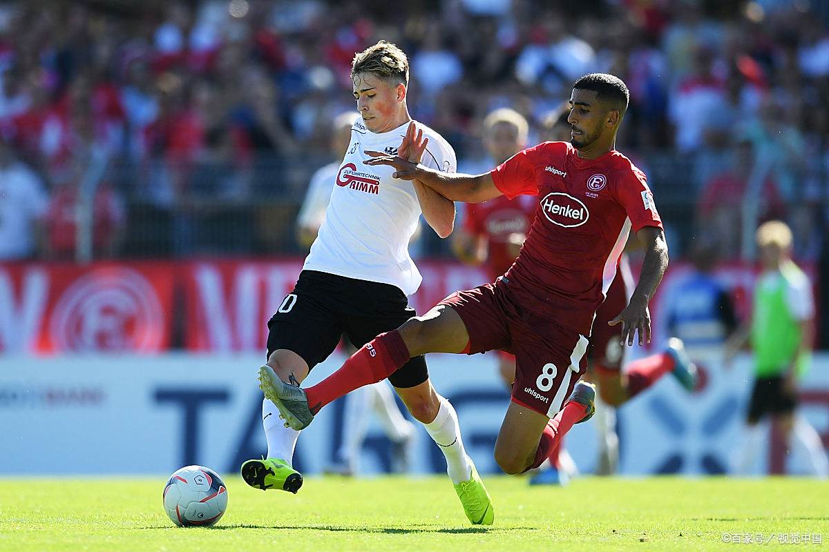 意大利在对威尔士的比赛中保持领先地位