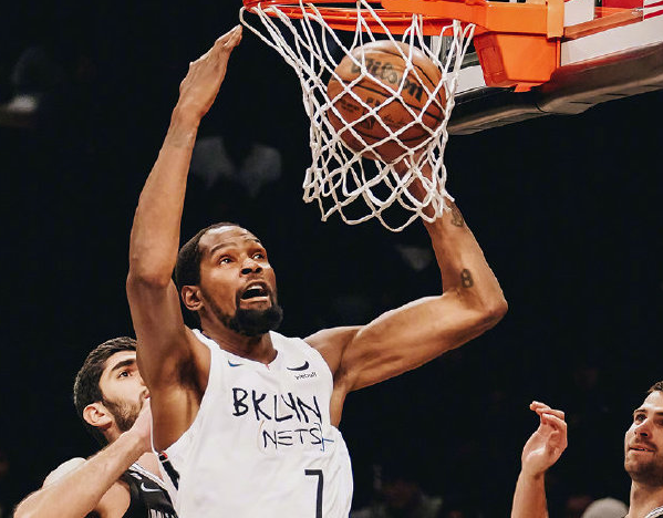 篮网主力球员伤愈复出，备战季后赛的简单介绍