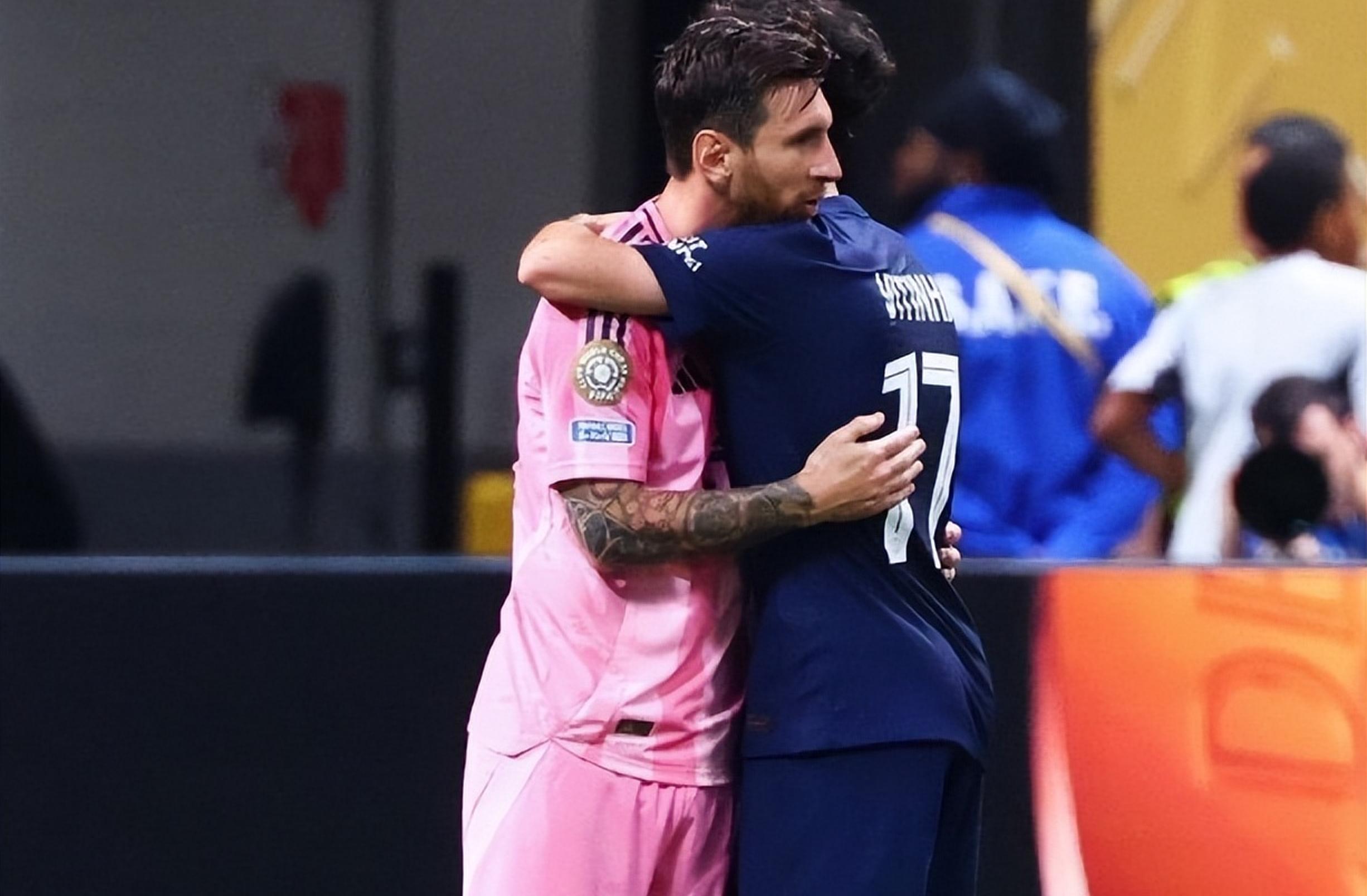 梅西再现神勇，巴黎圣日耳曼稳擒对手