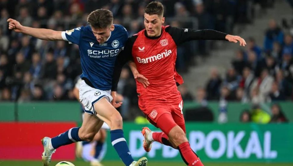 勒沃库森击败斯图加特晋级，桑普多利亚战平触底的简单介绍