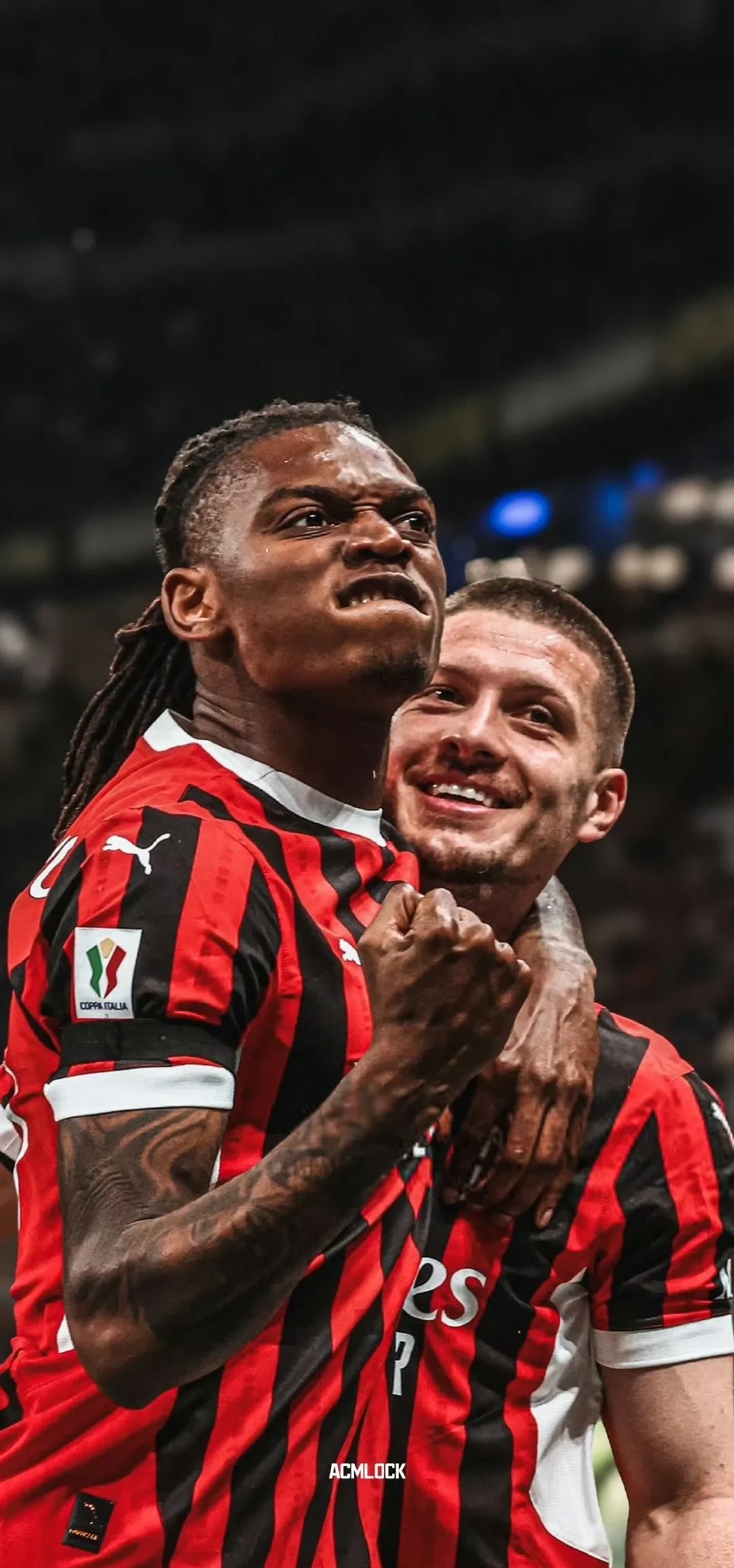 曼联客场战平AC米兰，晋级欧联杯四强的简单介绍