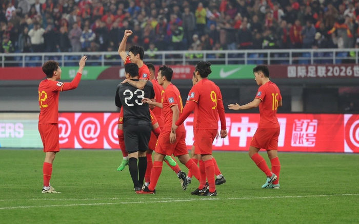 中国足球队在国际赛事中斩获胜利