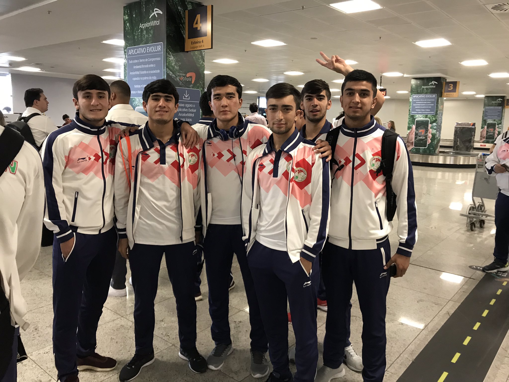 科威特球队在比赛中表现抢眼,晋级下一轮 科威特球队在比赛中表现抢眼,晋级下一轮