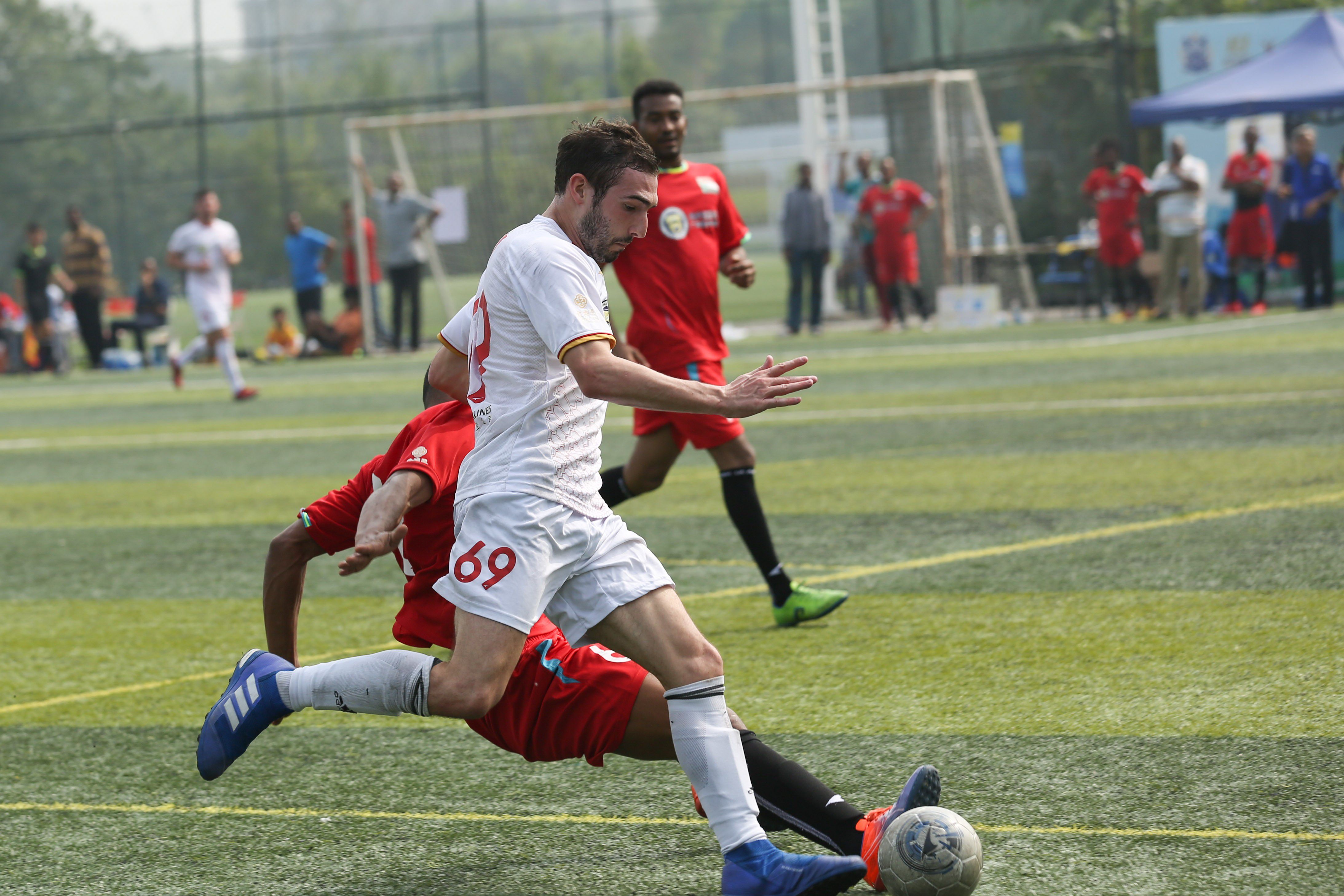 尼斯俱乐部在比赛中遭遇挑战