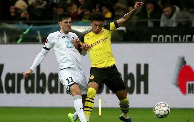 关于霍芬海姆后卫受伤，或将缺席下一轮比赛的信息